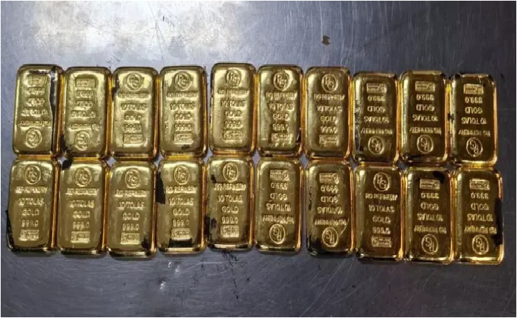 শাহ আমানত বিমানবন্দরে ২ কোটি ৬০ লাখ টাকার স্বর্ণ উদ্ধার শাহ আমানত বিমানবন্দর