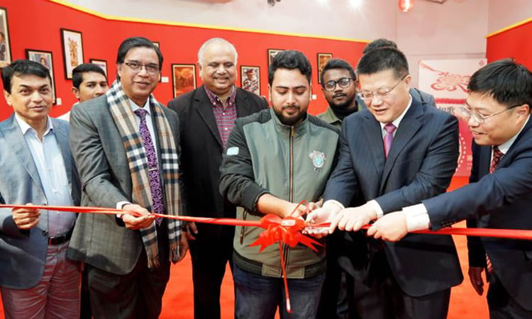 চলচ্চিত্র শিল্পকে সমৃদ্ধ করতে সর্বাত্মক সহযোগিতা করবে সরকার : উপদেষ্টা নাহিদ ইসলাম চলচ্চিত্র শিল্প